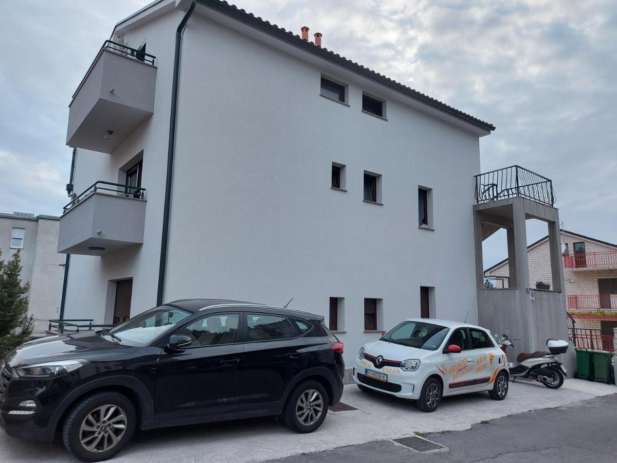 Apartman Gulin Crikvenica Exterior photo